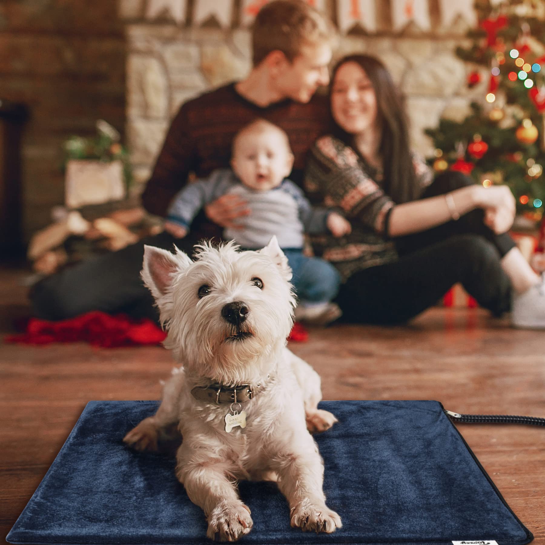 Toozey 18x16 inch size offers ample warmth area for pets.