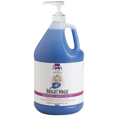 Top Performance gallon pump securely screws onto containers for precise, mess-free dosing.