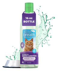 TropiClean Fresh Breath Cat Dental Water Additive bottle pour supports easy daily dental care