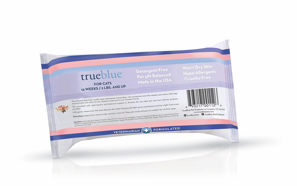 TrueBlue Milk & Honeysuckle Fresh Fur Wipes paws image shows extra-large wipes for muddy paws quick clean.