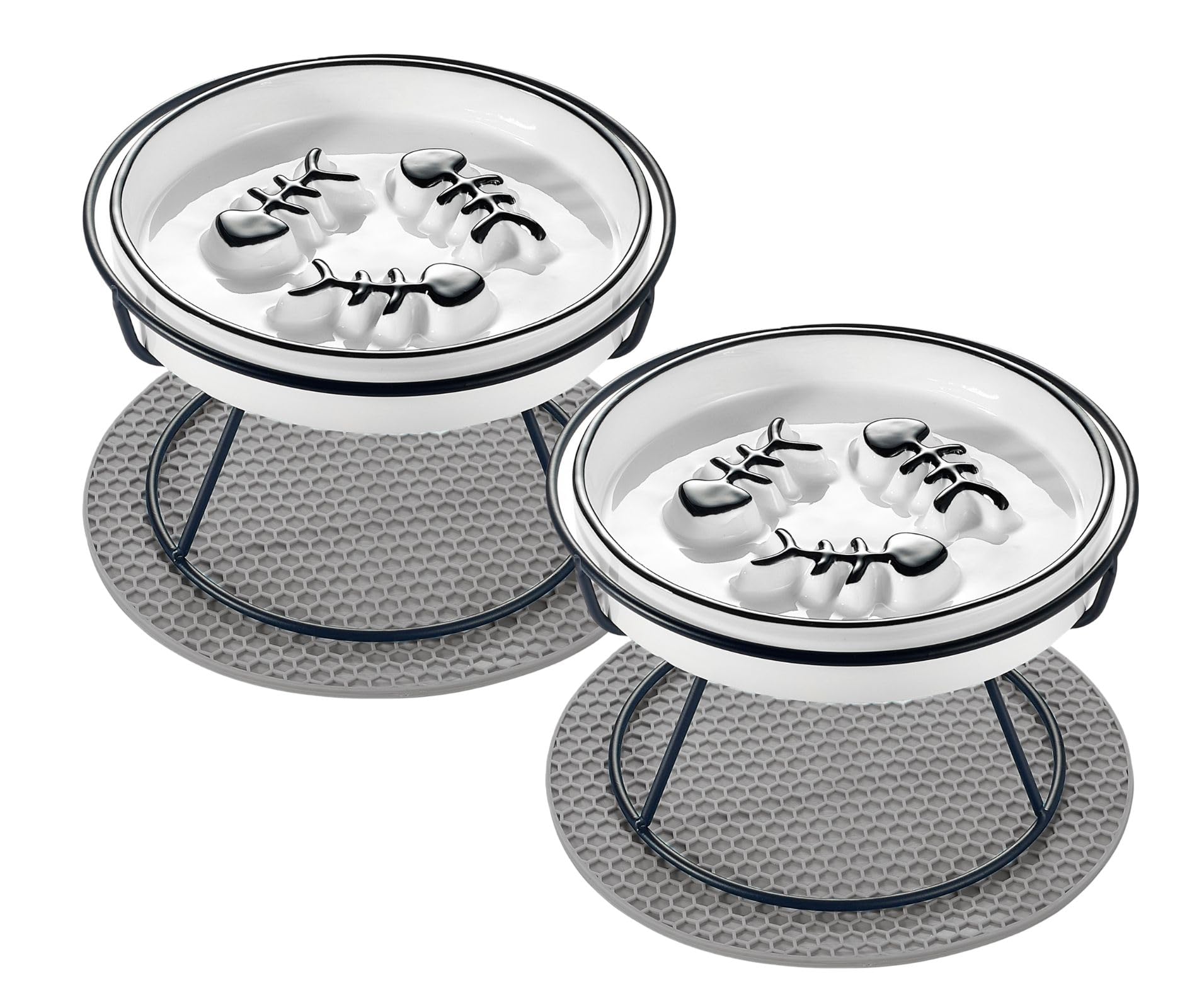 TRUNDISAN raised cat bowl base provides a stable feeding setup and cleaner floors.