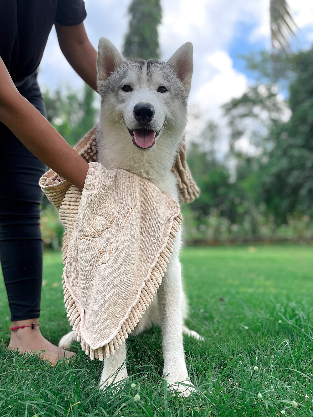 Tuff Pupper Quick Dry Towel suitable for all dog breeds and sizes