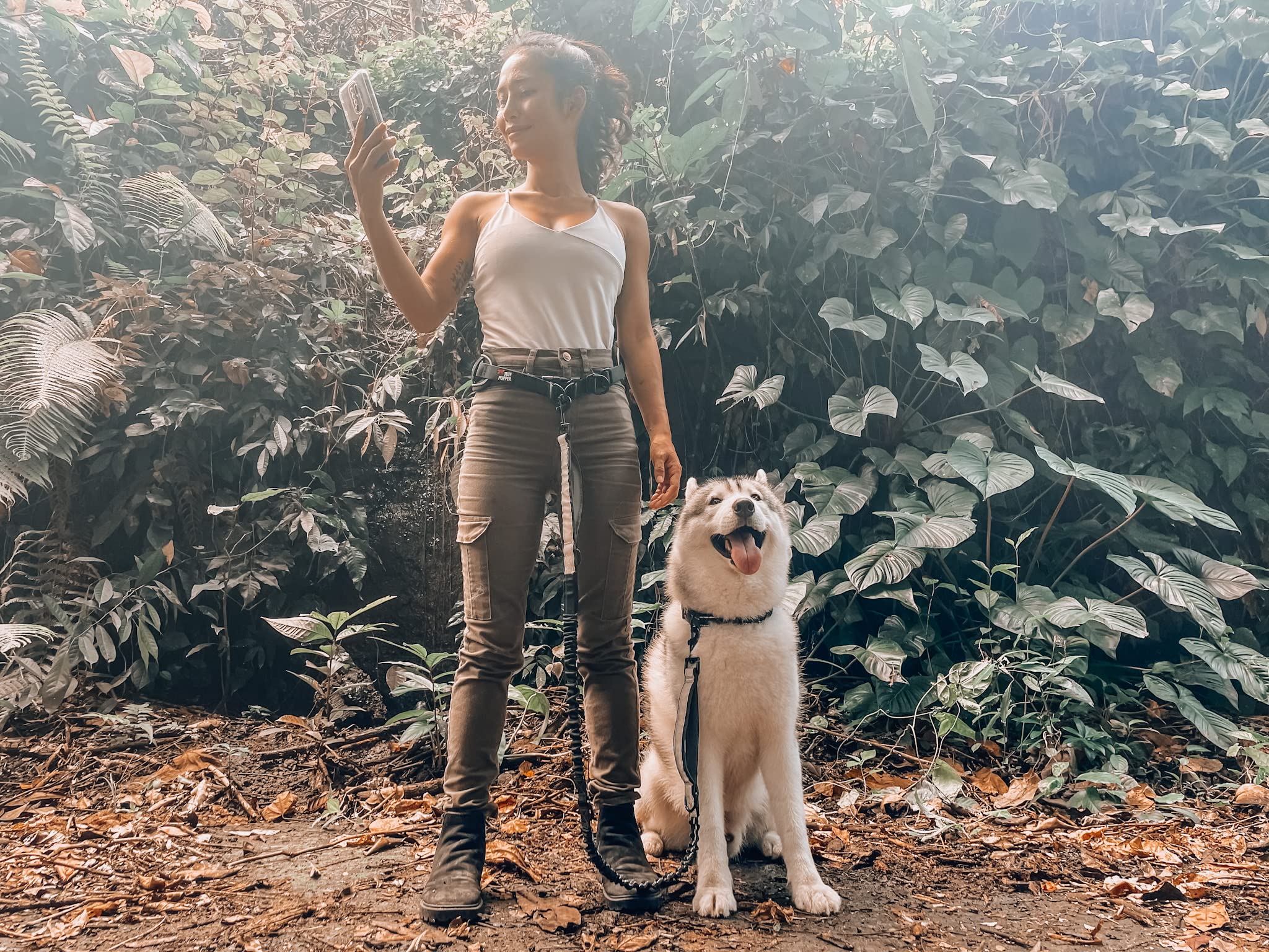 Tuff Pupper waterproof waist belt with reflective piping improves night visibility.