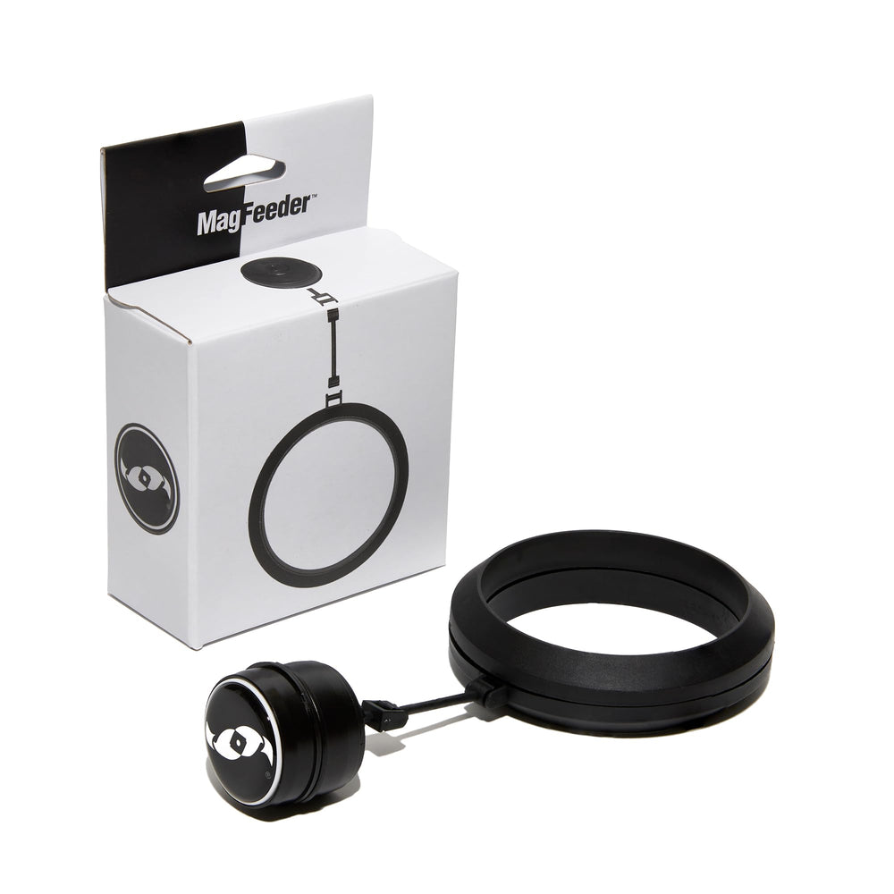 Two Little Fishies MagFeeder magnetic ring closeup showing localized feeding for less waste