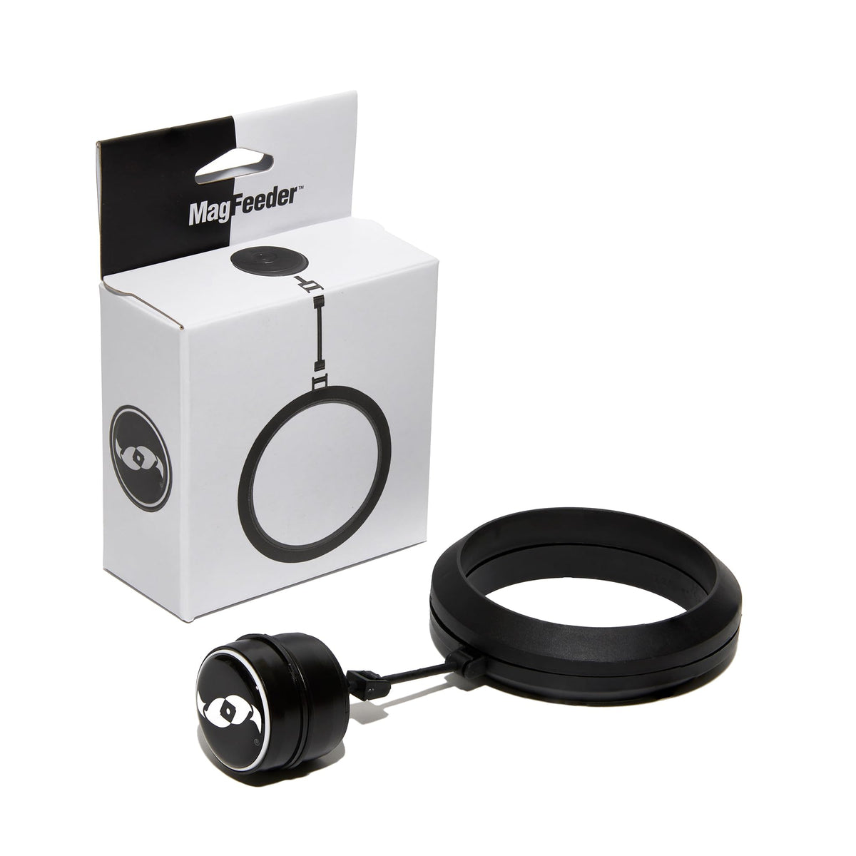 Two Little Fishies MagFeeder magnetic ring closeup showing localized feeding for less waste