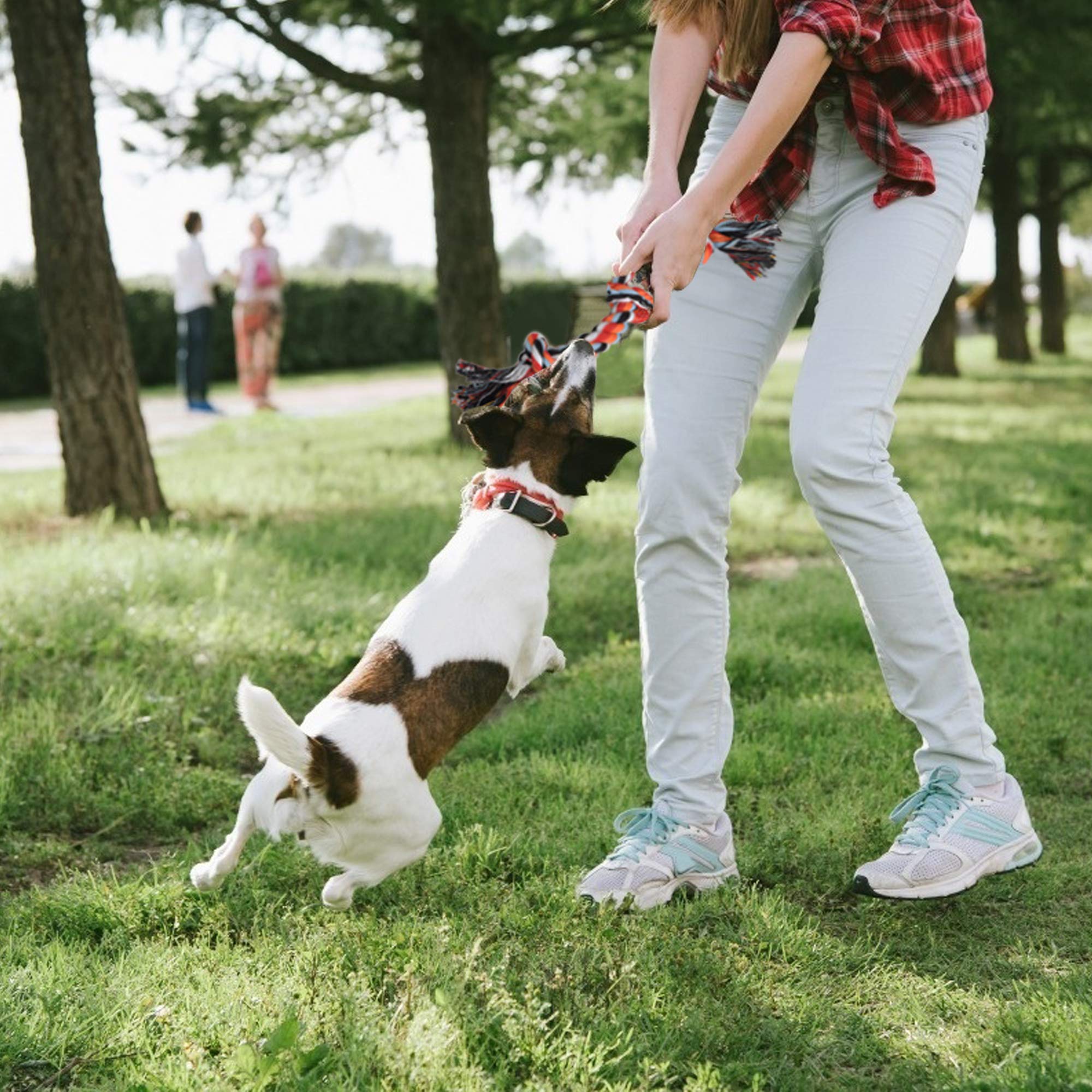 TwoEar rope toy set is suitable for indoor and outdoor play.