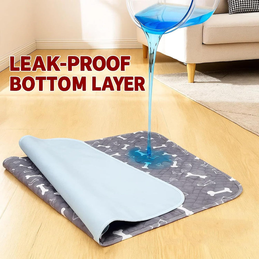UKM Puppy Pads washable material showcases reusable design and easy cleaning after daily use.