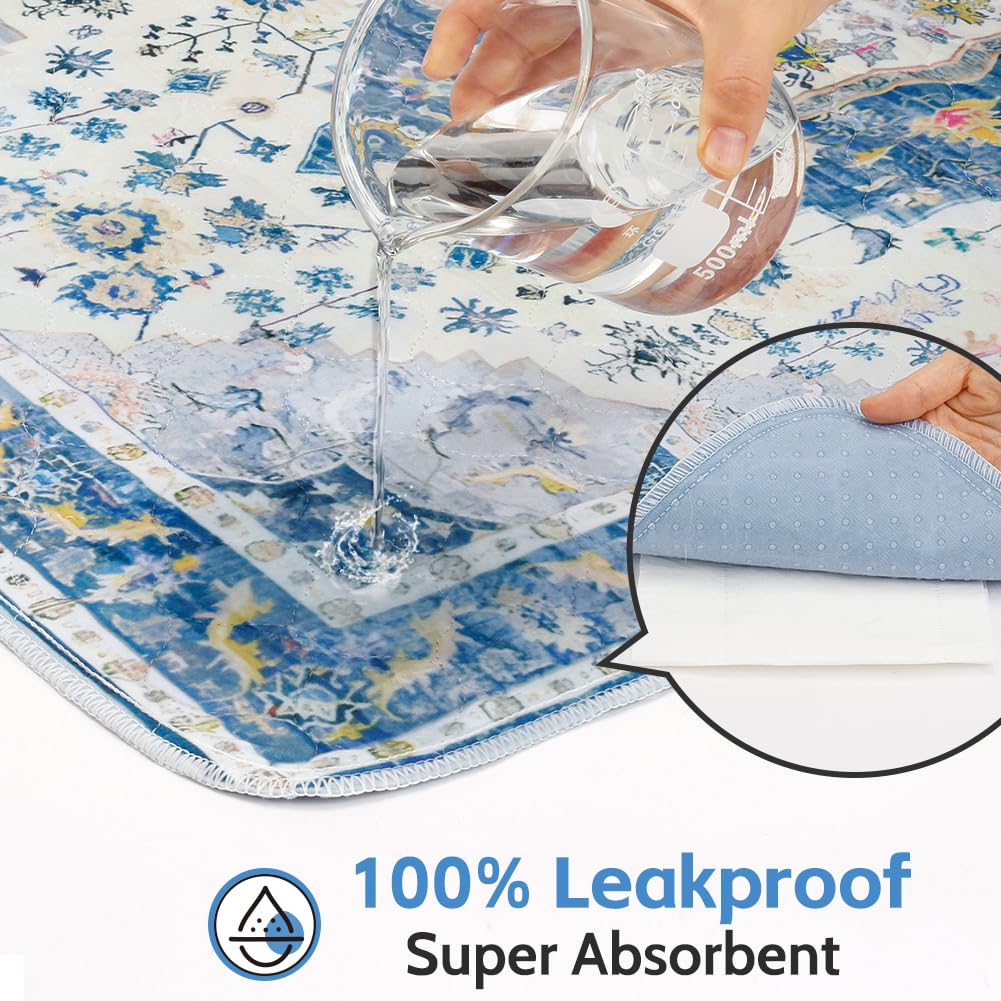 ULIGOTA whelping pad for versatile training, travel, or crate use.