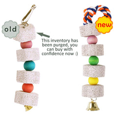 Unibene parrot chewing toy beads image showcases engaging color cues for enrichment.