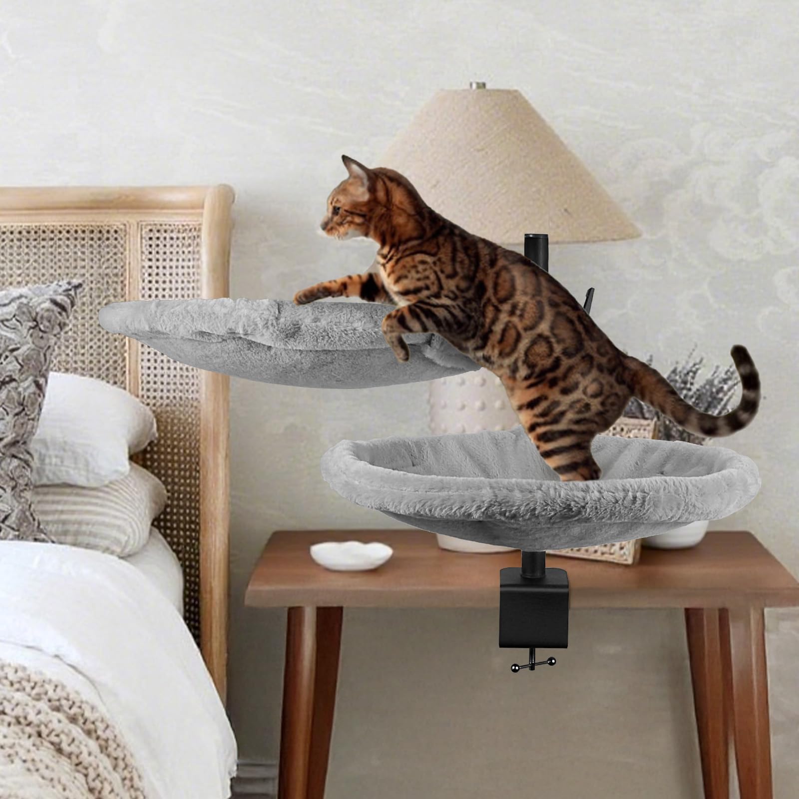 Unidevice Double Cat Desk Bed base image highlights anti-slip support protecting surfaces