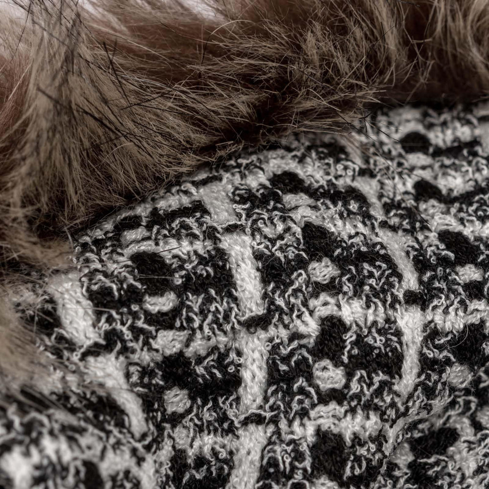 UNIPUP Dog Sweater Cloak winter warmth for daily outings.