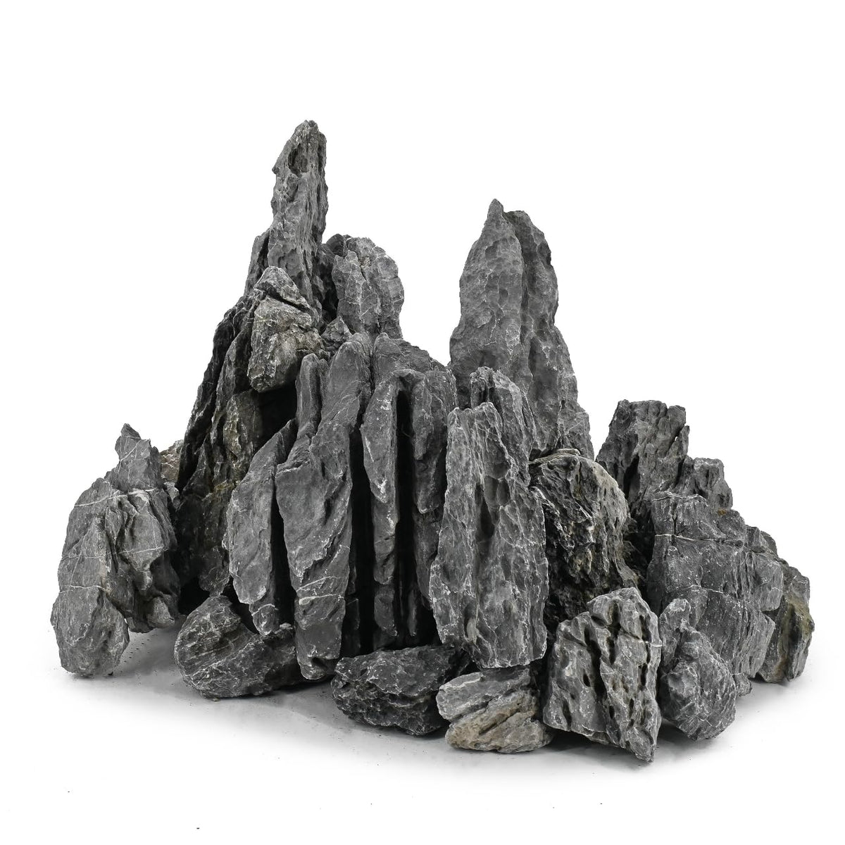 Unocho Seiryu Rock natural formation adds unique aquascape texture.