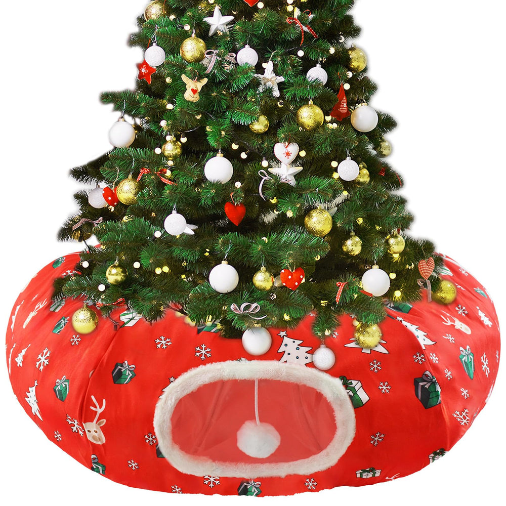 Uoiispet cozy kingdom for multiple pets during holiday season.