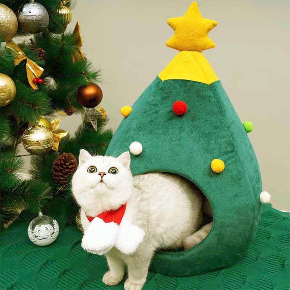 Ushang Pet Christmas Tree Cat Bed interior cave fosters safe burrowing and snug naps.