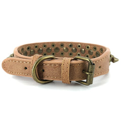 UVONOKAY anti-bite collar in PU leather, brown strap highlighting rugged durability.
