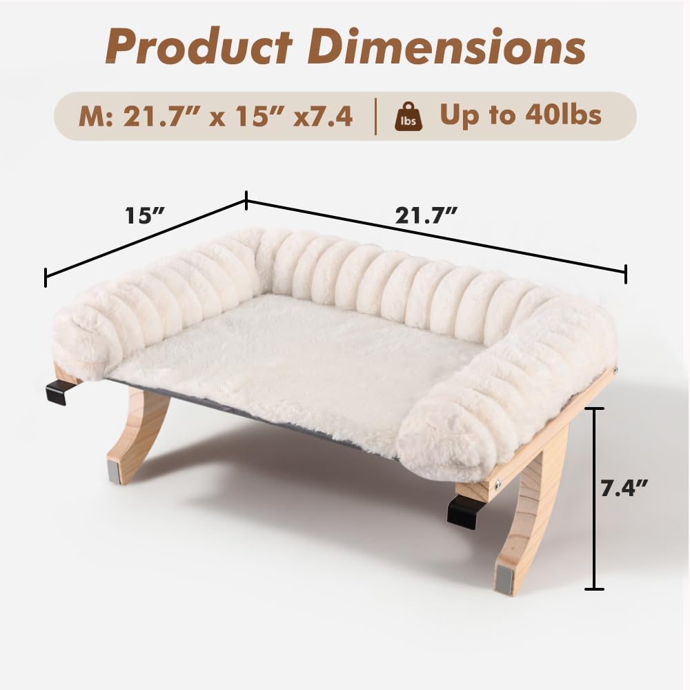 Valigogo window lounge bathed in sun, inviting birds and cozy contentment.