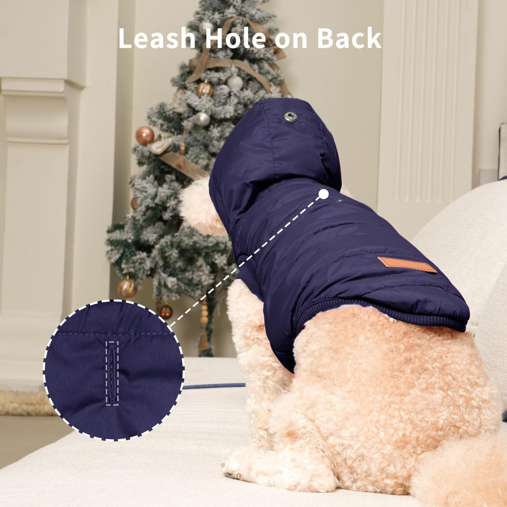 Vecomfy hoodie with elastic edges stays put during activity.