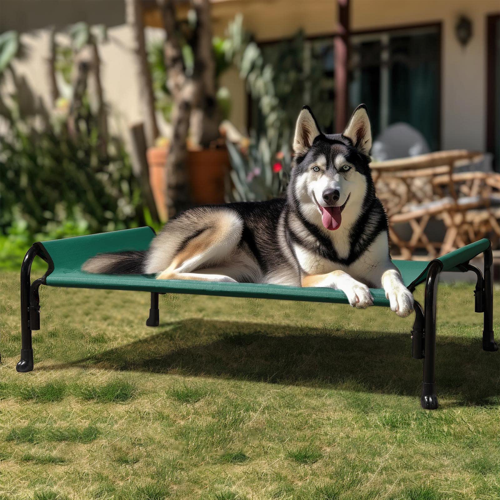 Veehoo large-size bed supports dogs up to 150 pounds.