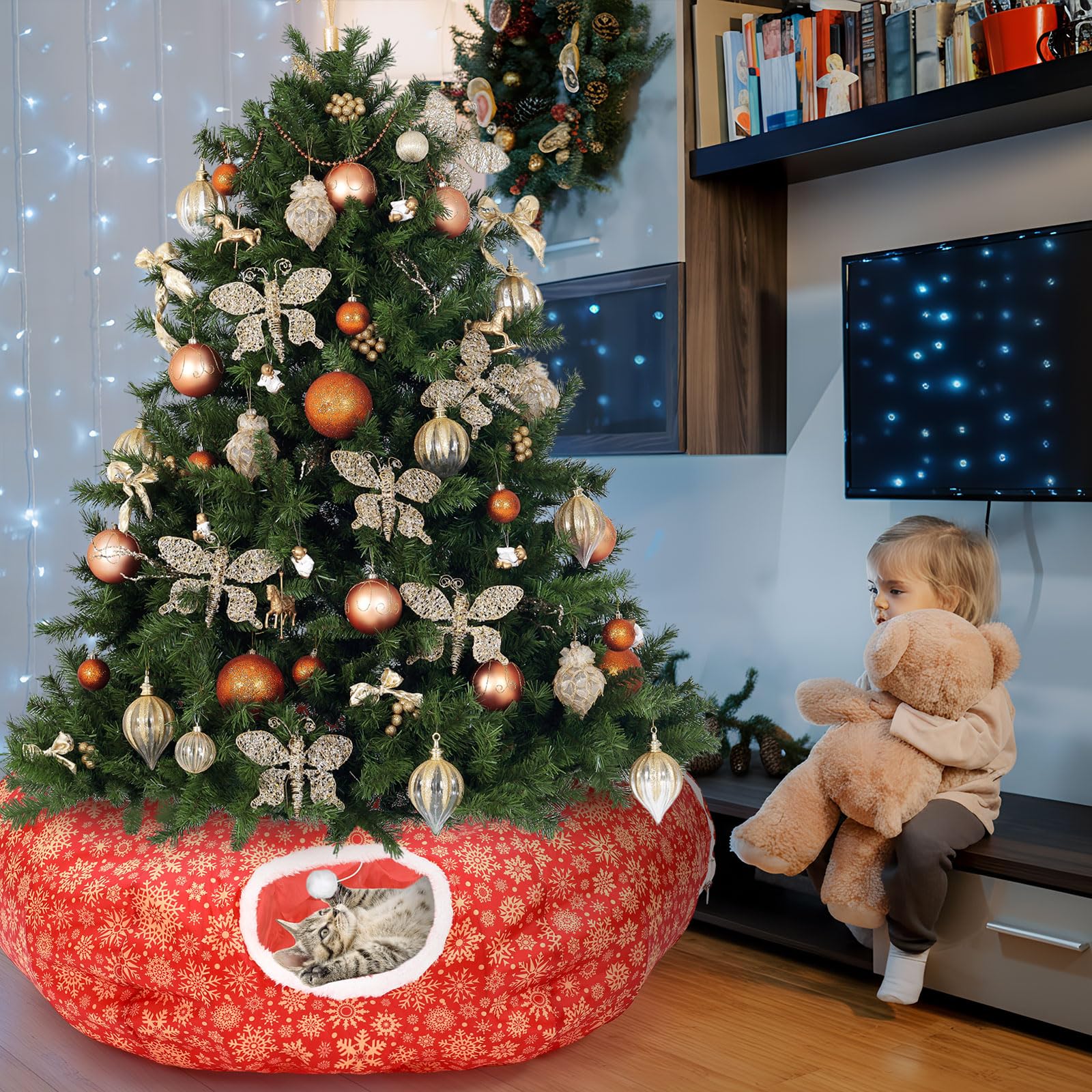 Vertintong spacious Xmas cat tunnel provides comfortable space for pets.