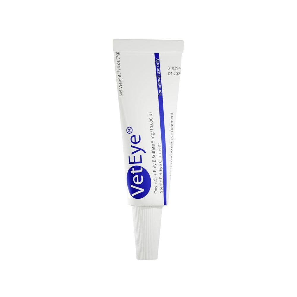 VetEye eye ointment for cattle supports protection of sensitive eyes during daily care.