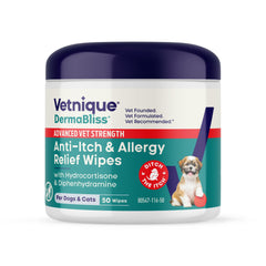 Vetnique Dermabliss wipes packaging highlighting medicated formula for itching