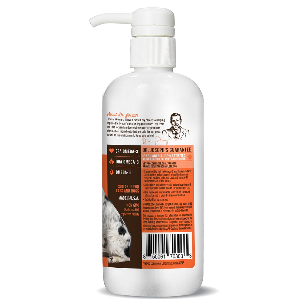 VetPro Complete salmon oil blends into daily pet diets for convenience.