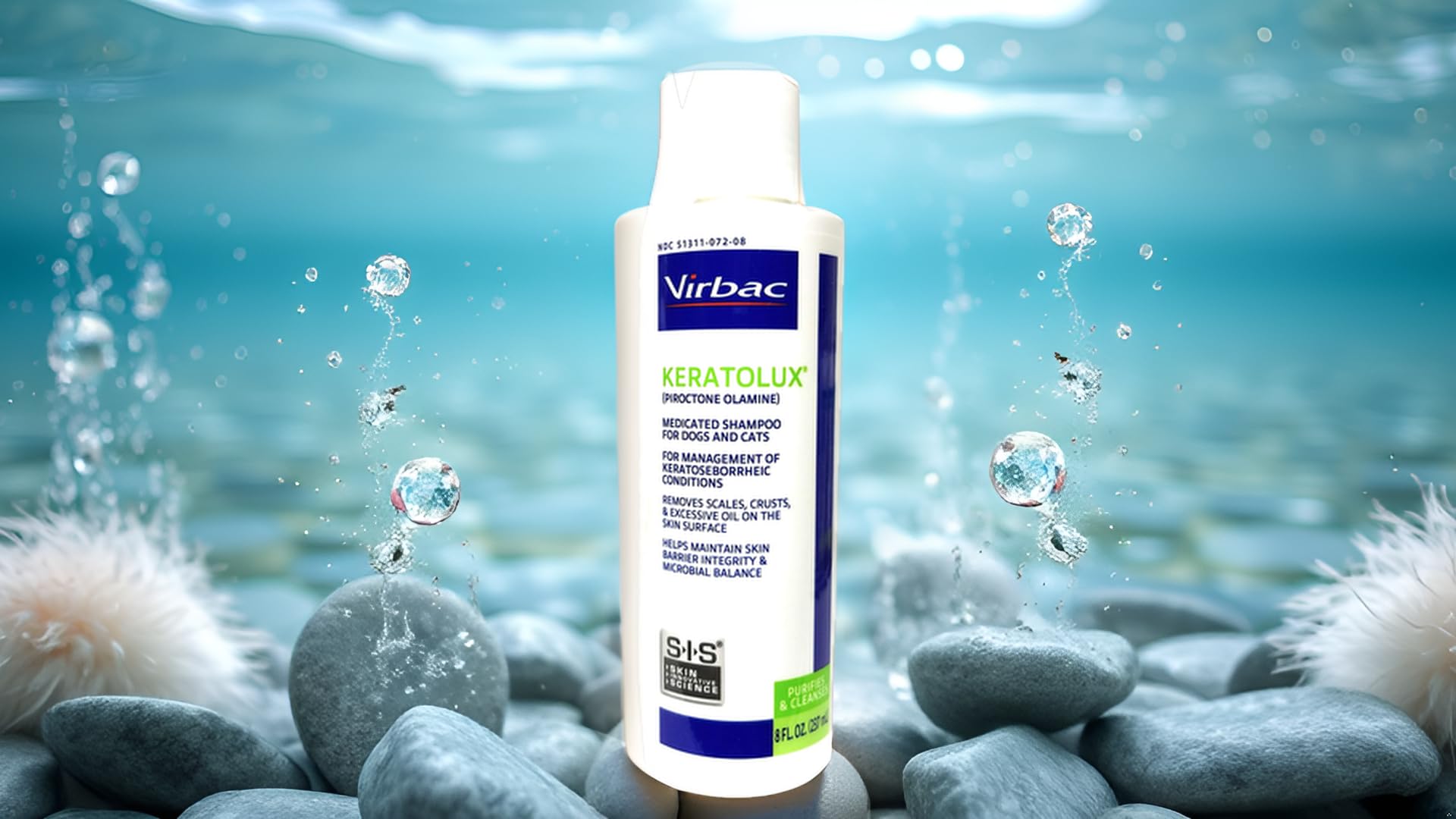 Virbac Keratolux patient application demonstrates gentle use on a pet coat