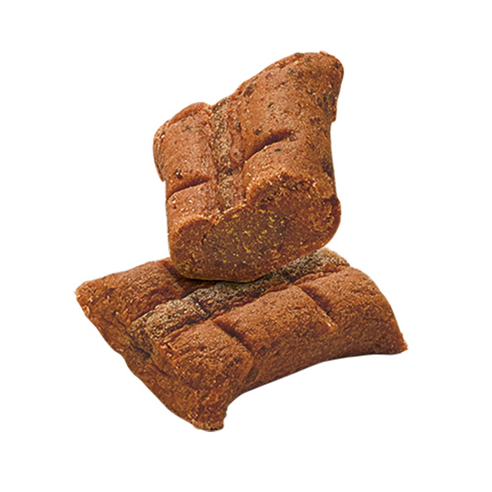 Vitakraft Meaty Morsels used as training rewards for effective training sessions.