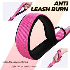 VIVAGLORY Twingrip leash features a 360-degree swivel clasp to prevent tangling.