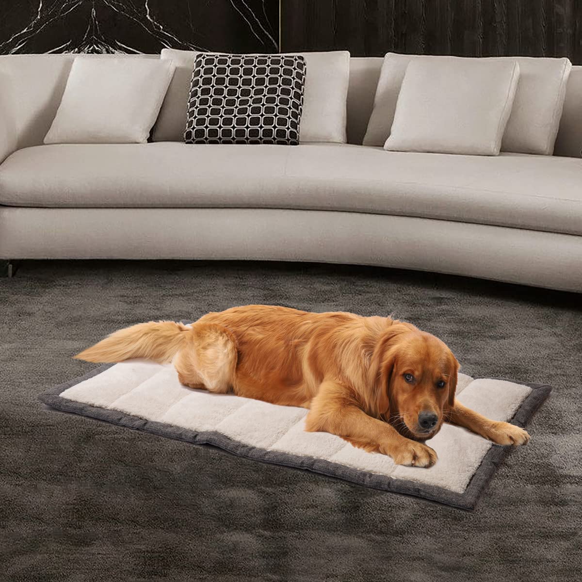 vmgreen Outdoor Dog Bed machine washable and easy to care for.