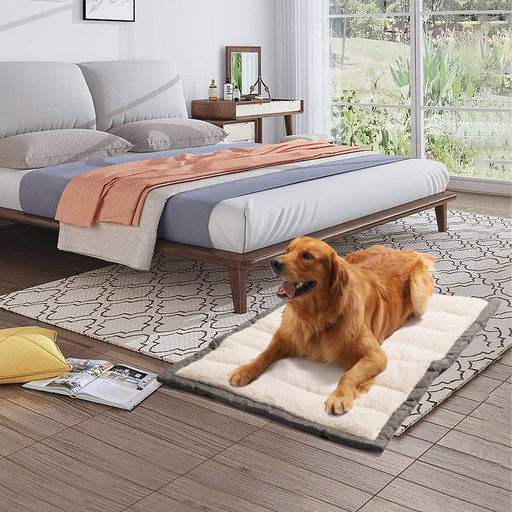 vmgreen Outdoor Dog Bed premium sherpa surface provides soft warmth.