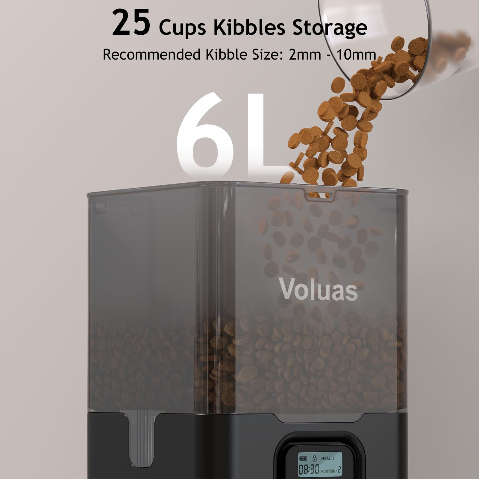 Voluas 6L capacity demonstrates ample kibble for a day’s meals.