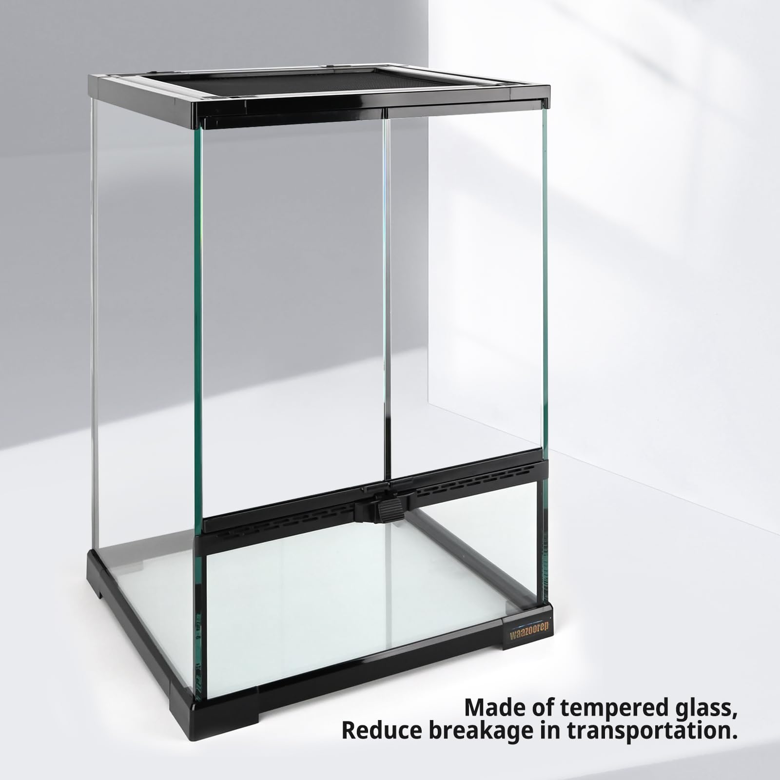 waazoorep front double-door closeup shows easy access for feeding and cleaning.