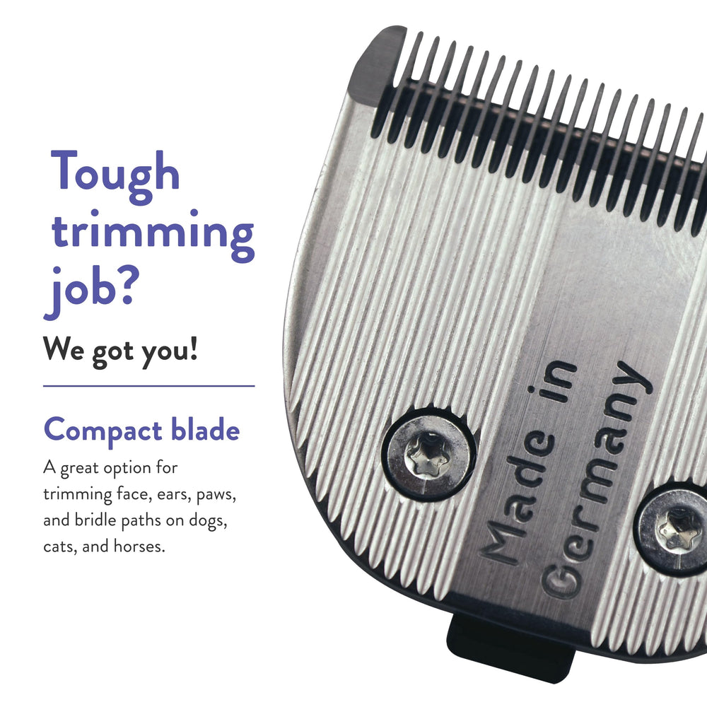 Wahl MiniArco blade installed on trimmer enables quick-detach, easy replacements.