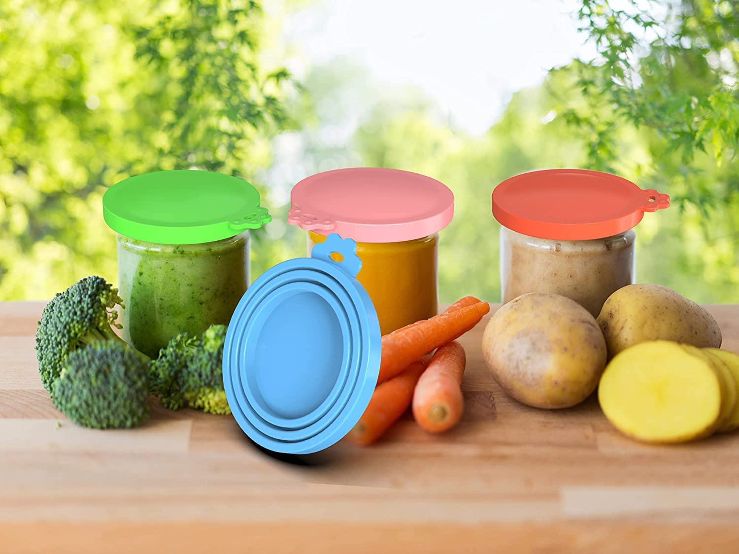 WANBAO flexible lids are easy to put on and remove for quick can storage.