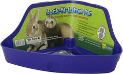 Ware Manufacturing Lock-N-Litter Pan regular stain-odor-resistant plastic promises easy upkeep.