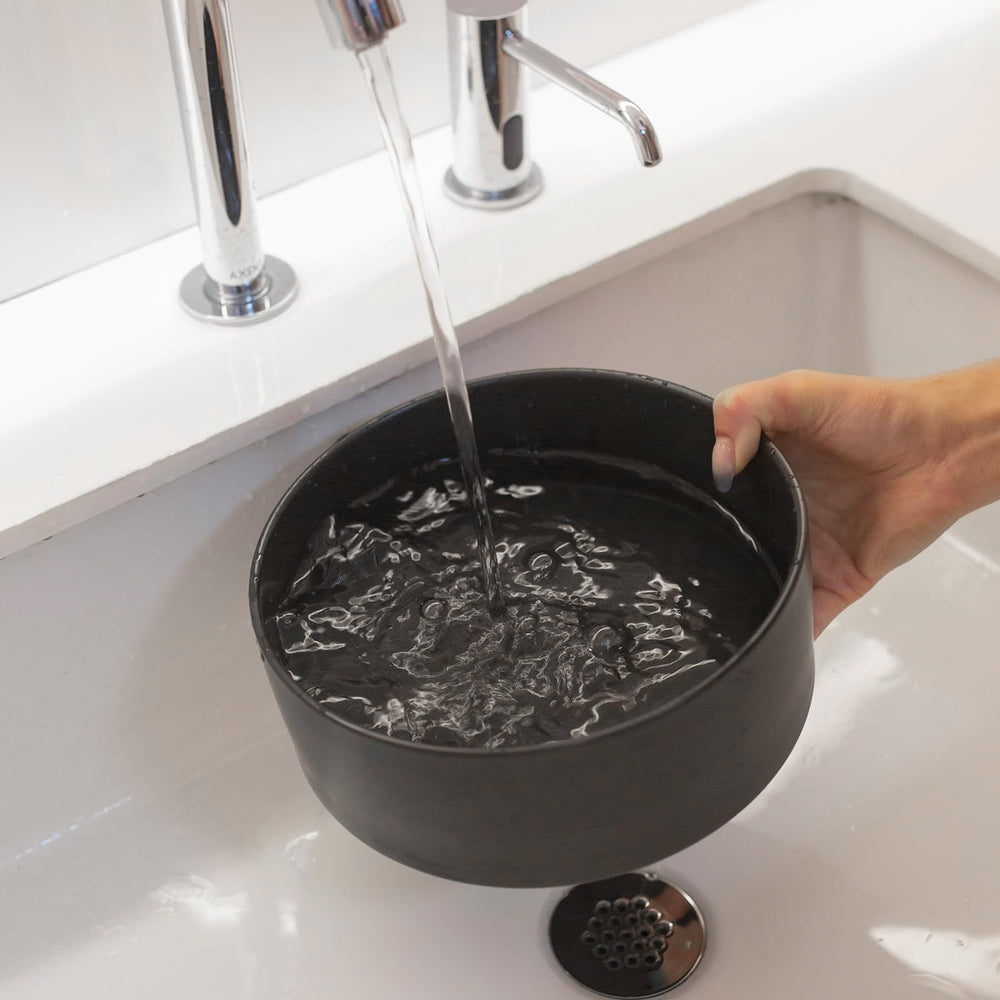 Welloyed microwave-safe ceramic bowl for reheating dog meals safely