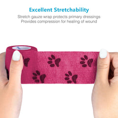 WePet pet wrap being torn by hand enables fast, adjustable wrapping.