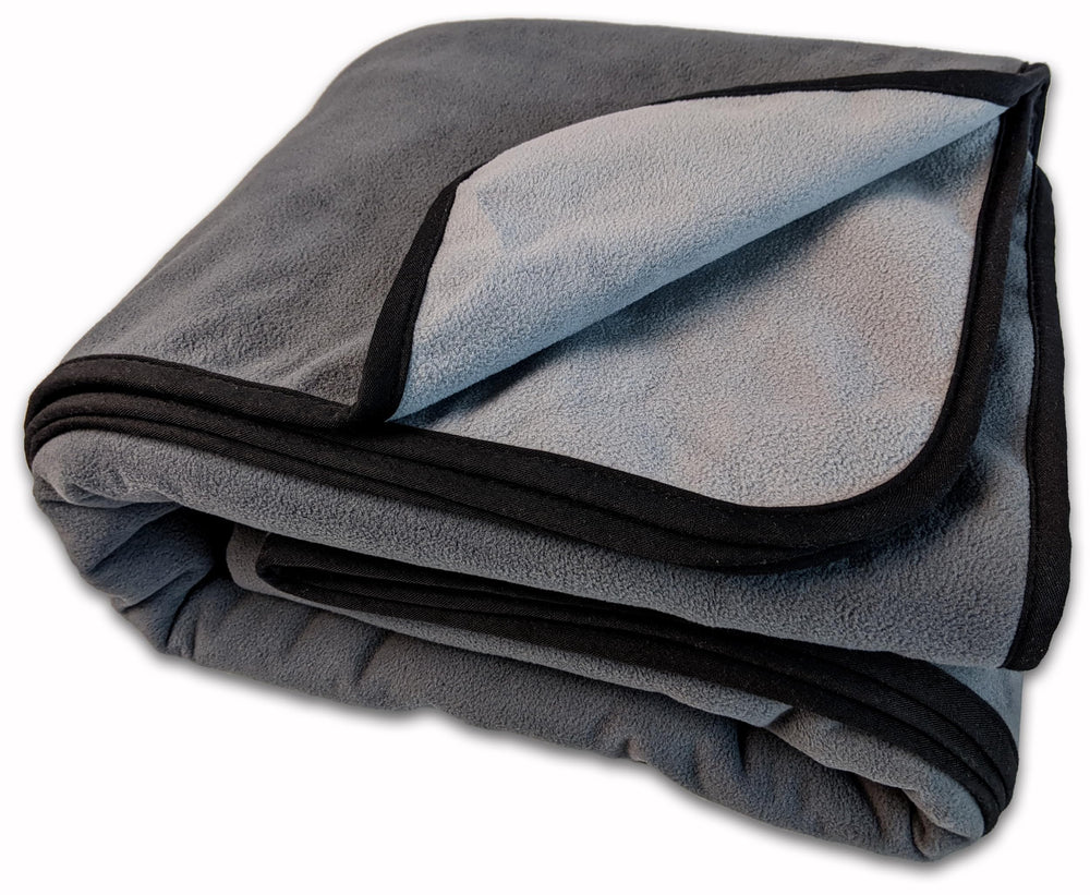 WESBRAD three-layer blanket with polar fleece demonstrates durable, leak-proof protection for everyday life.