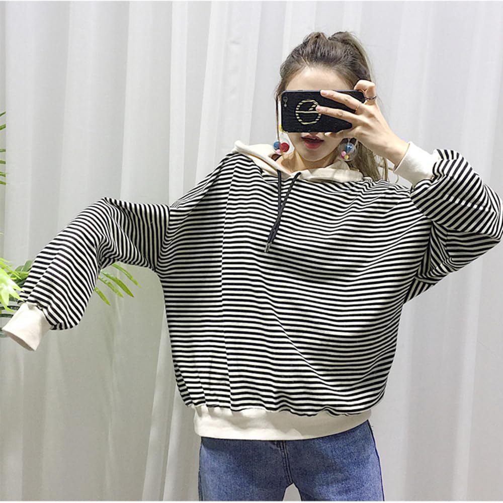 Wiz BBQT owner-pet hoodie set striped black supports cute photo moments.