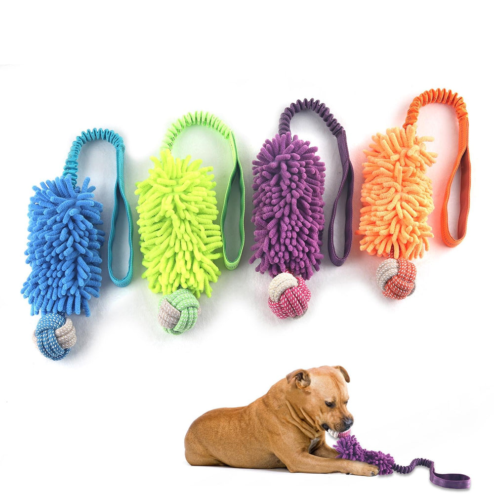 Wodoca rope toy with squeak engaging dogs during play
