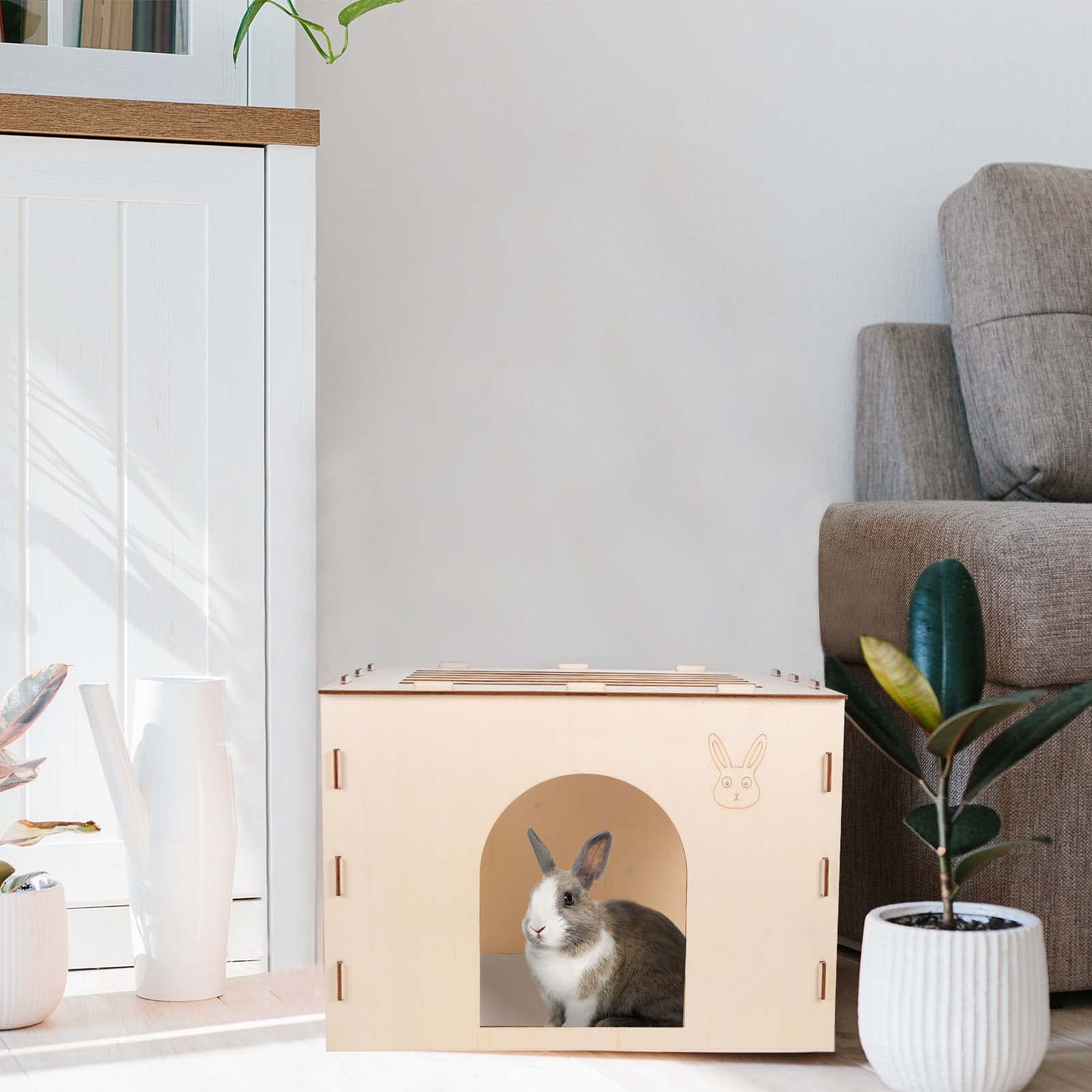 Woiworco pet-enrichment-friendly design demonstrates safe, engaging habitat for small animals.