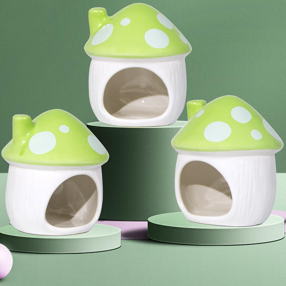 Woleigiao hamster hideout base ensures stability and prevents tipping during play.