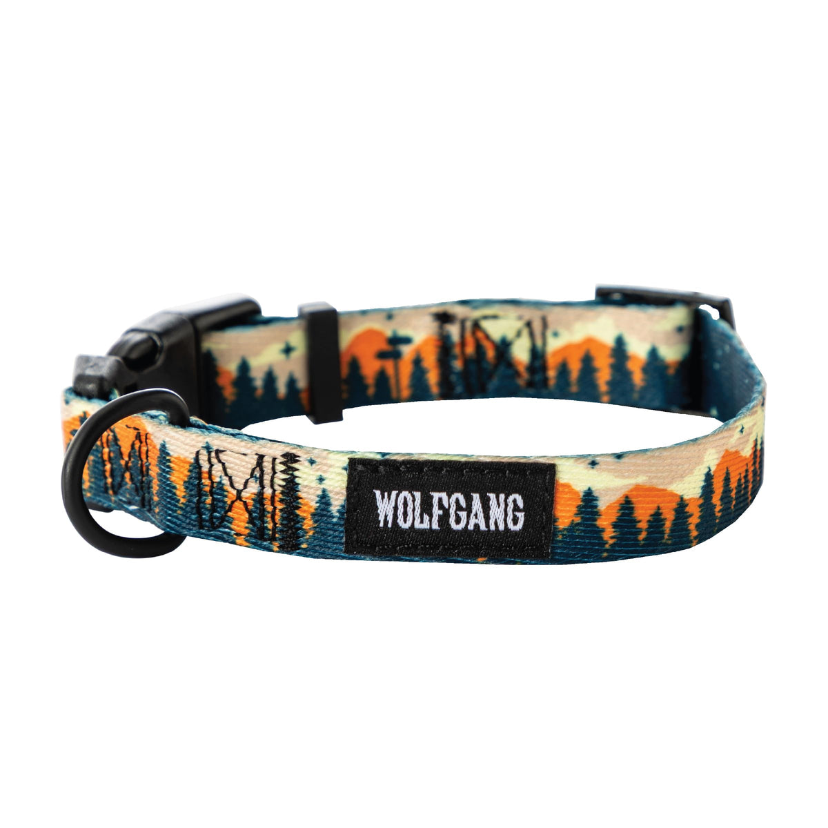 Wolfgang Man & Beast Heavy Duty Collar close-up on Overland print for daily walks.