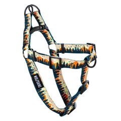 Wolfgang Man & Beast heavy-duty harness side view highlighting durable buckles for daily walks