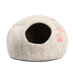 Woolygon cat cave bed closed cover provides secure shelter for kittens.