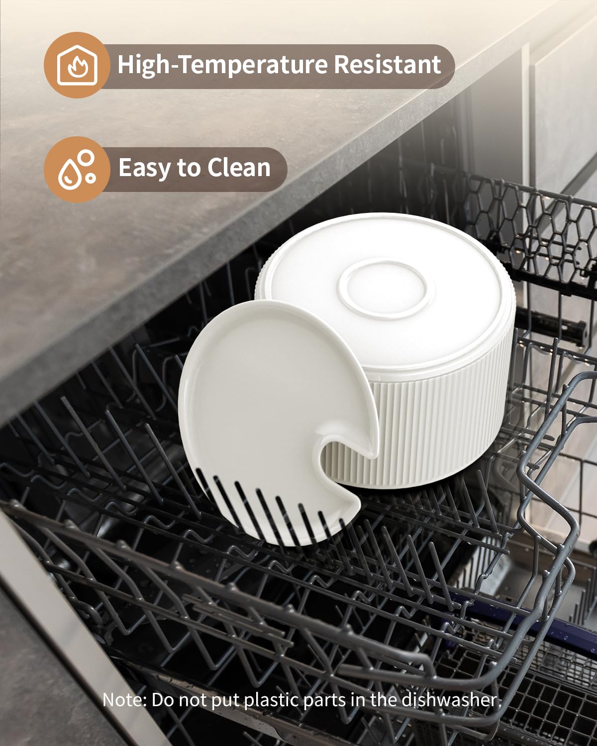 Wonder Creature ceramic cat water fountain ceramic surface is easy to clean.