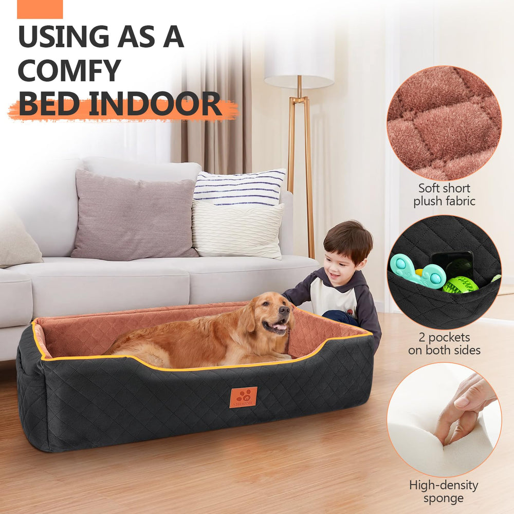 XIEEAOZEE large dog car seat has a non-slip bottom for stable rides.