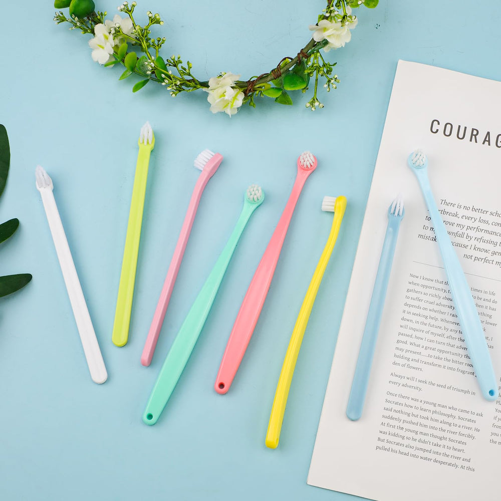 XIHIRCD micro-head cat toothbrush targets tiny areas for thorough cleaning.