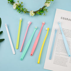 XIHIRCD micro-head cat toothbrush targets tiny areas for thorough cleaning.